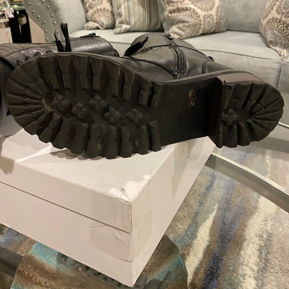 See By Chloe Mallory Leather Combat Boots Size 40 - Picture 7 of 8